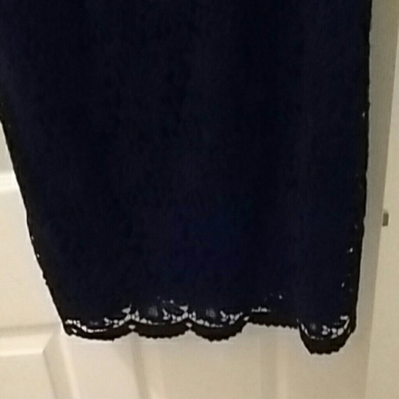 Dress - Picture 4 of 4